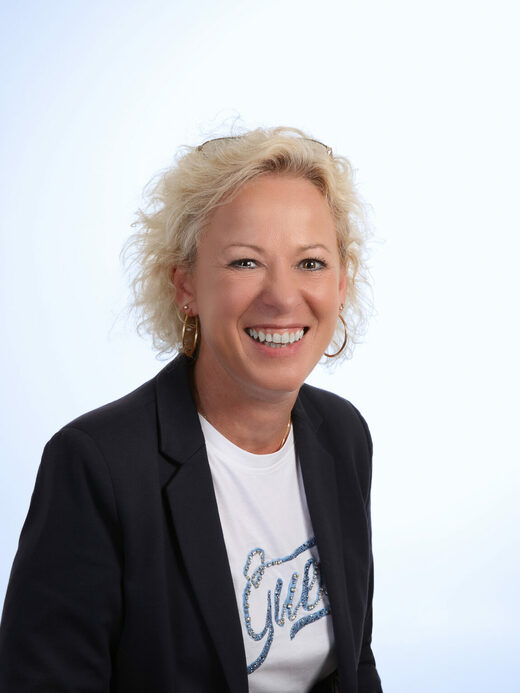 Josiane DOMBALL